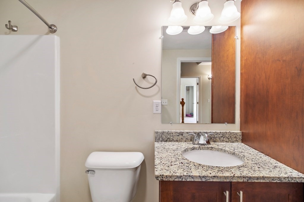 39 John Hancock Dr, Ashland