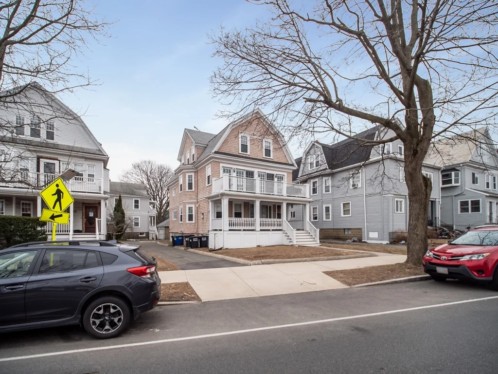 60 Powder House Blvd, Tufts