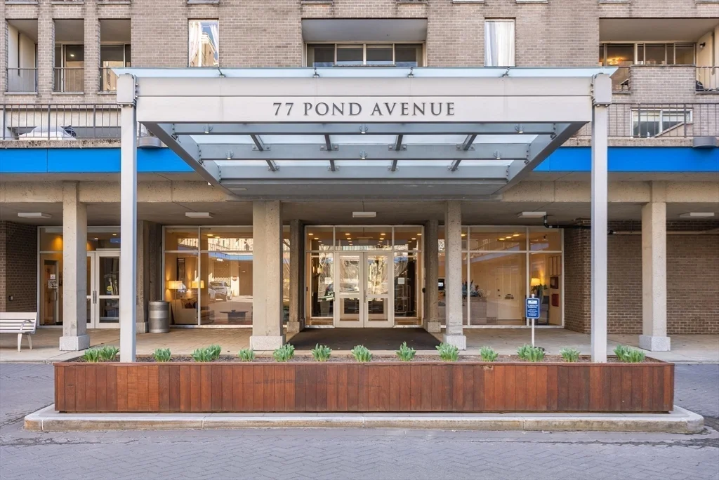 77 Pond Ave, Brookline Village