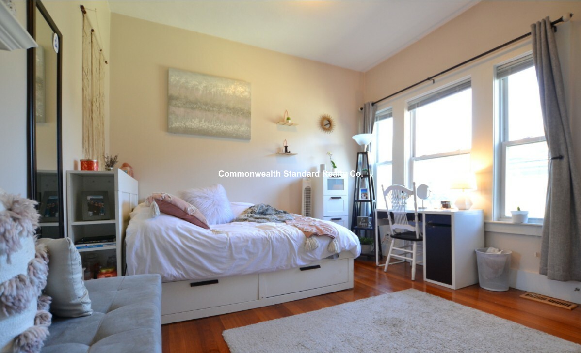 11 Wadsworth St, Allston