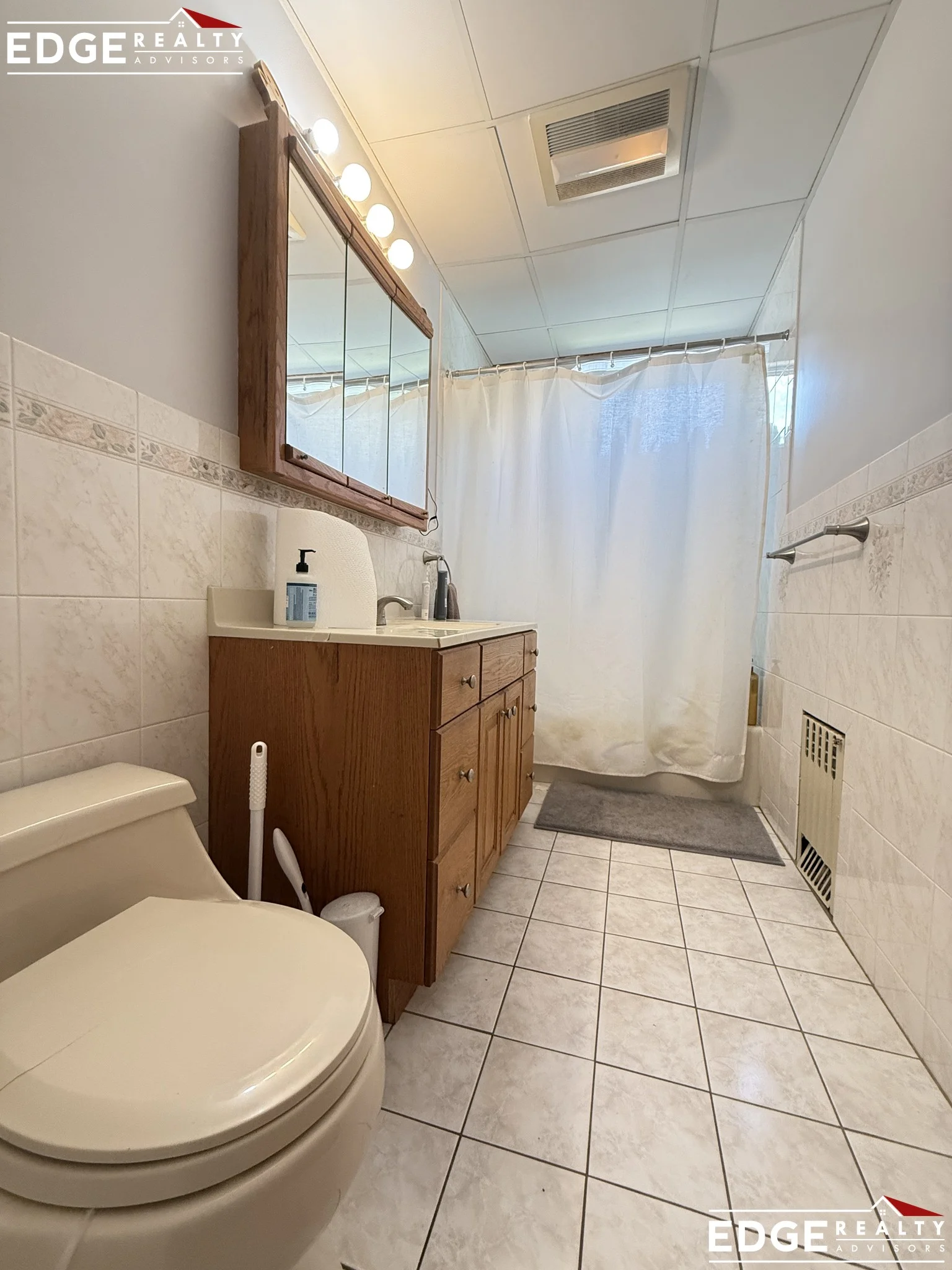 494 Washington St, Brighton
