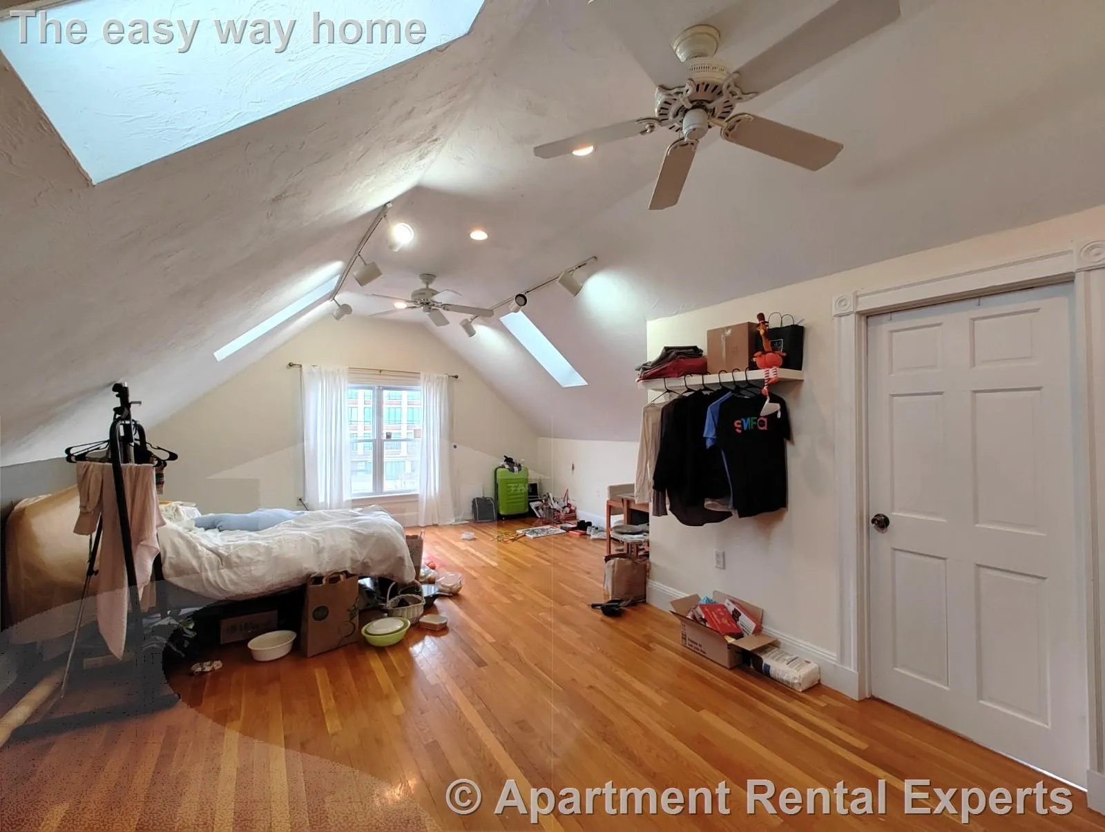 207 Boston Ave, Tufts