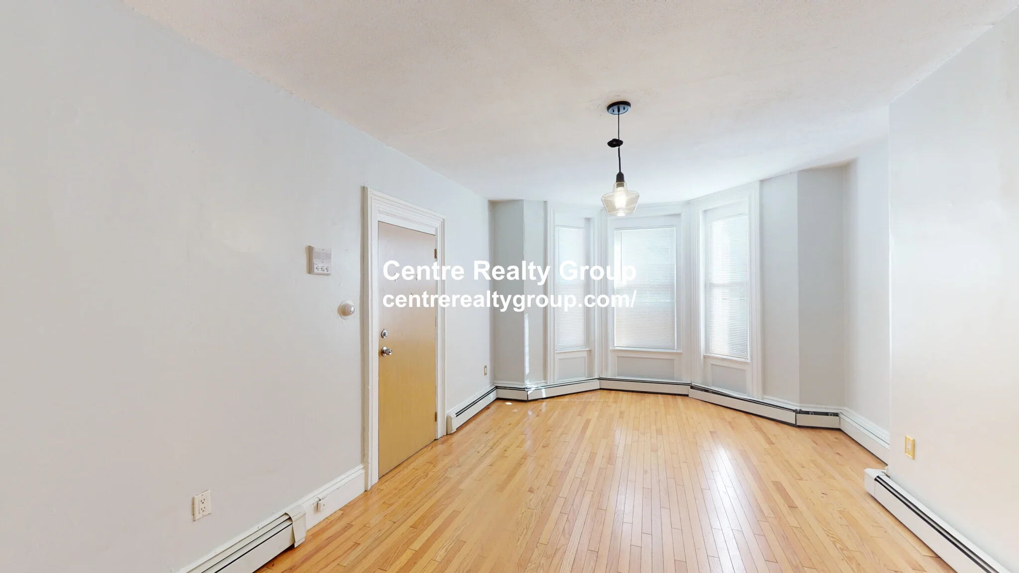 2999 Washington, Roxbury
