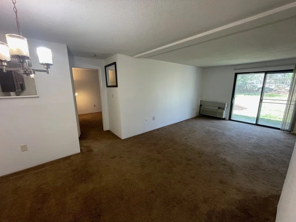 17 Village Rock Ln, Natick