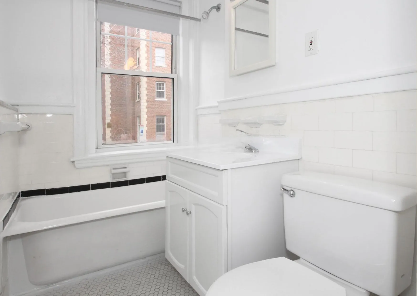 18 Chauncy St, Neighborhood Nine