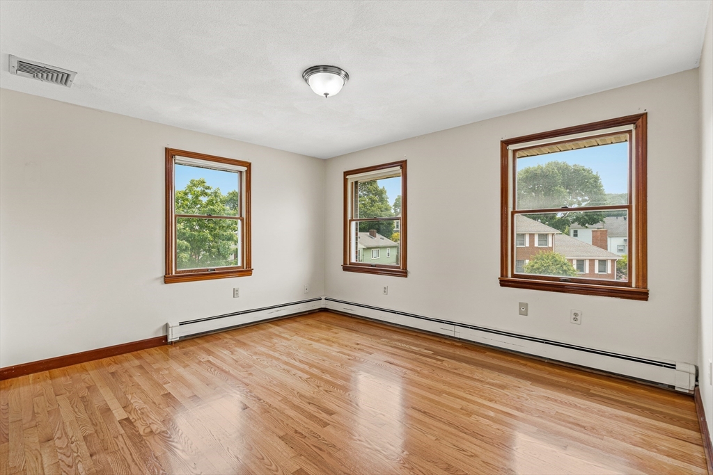 1 Via Marino, Medford