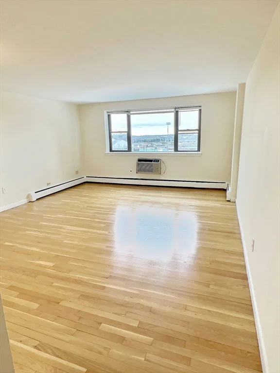 1039 Commonwealth Ave, Allston