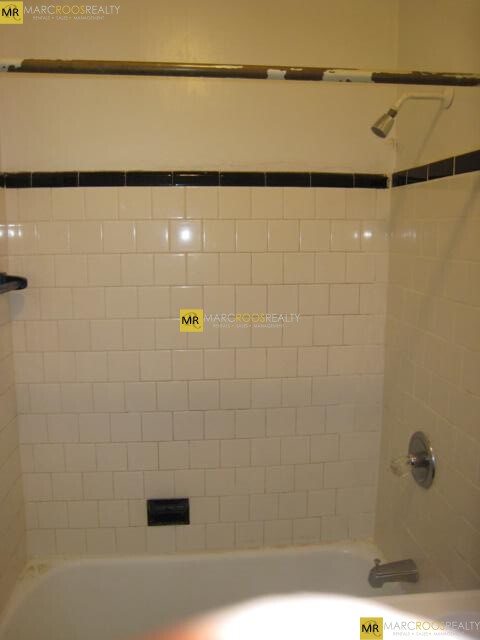 70 Strathmore Rd, Brighton