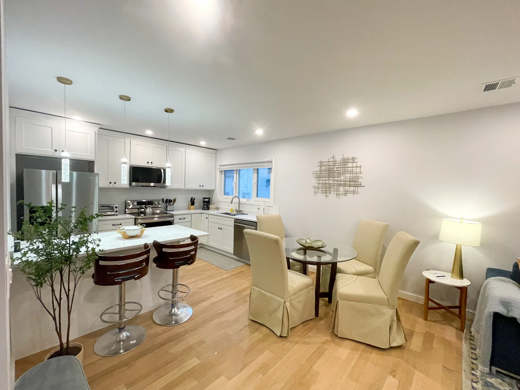 75 Thorndike St, East Cambridge