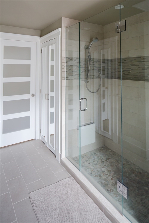 9 Irvington Rd, West Somerville