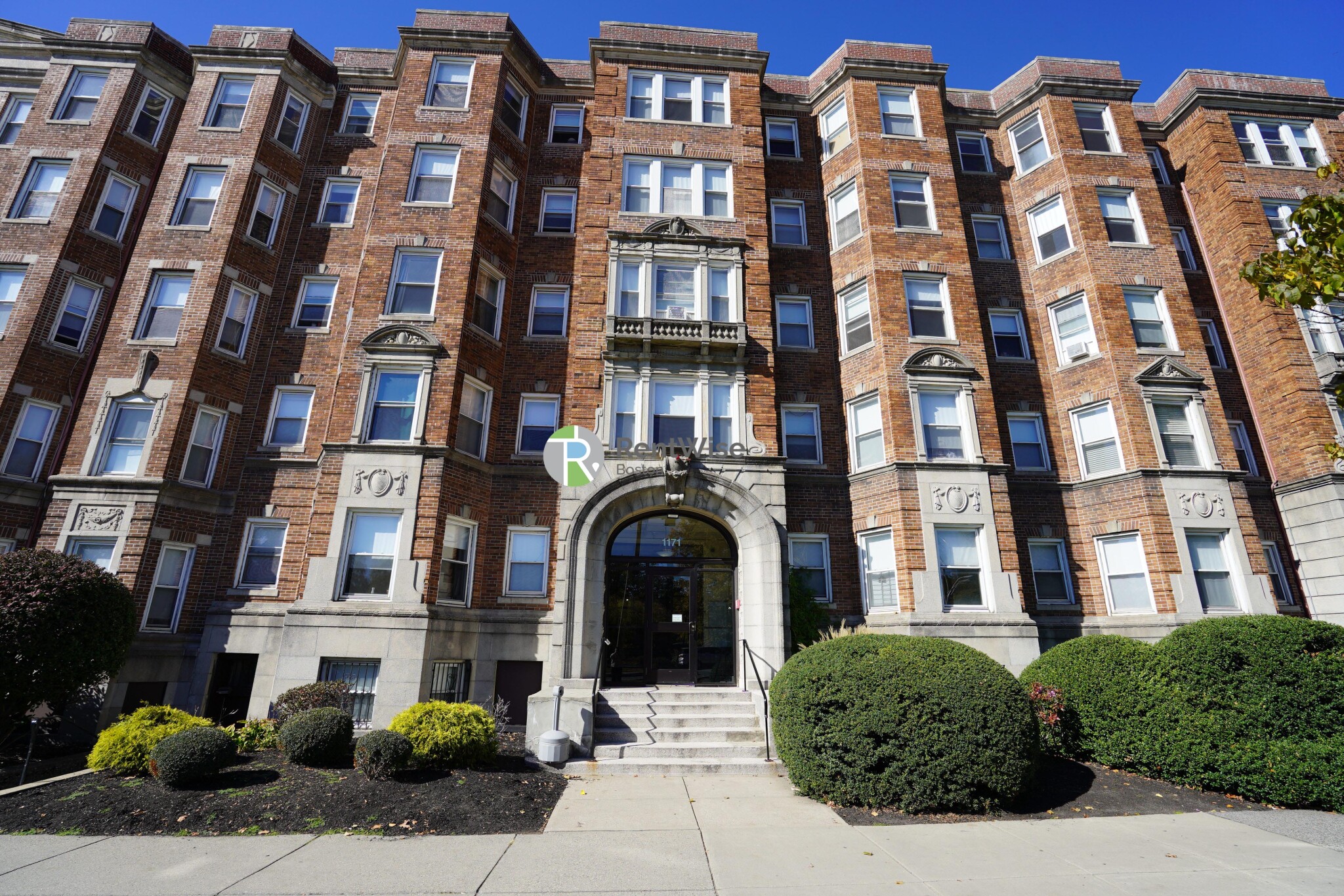 1171 Boylston St, Fenway