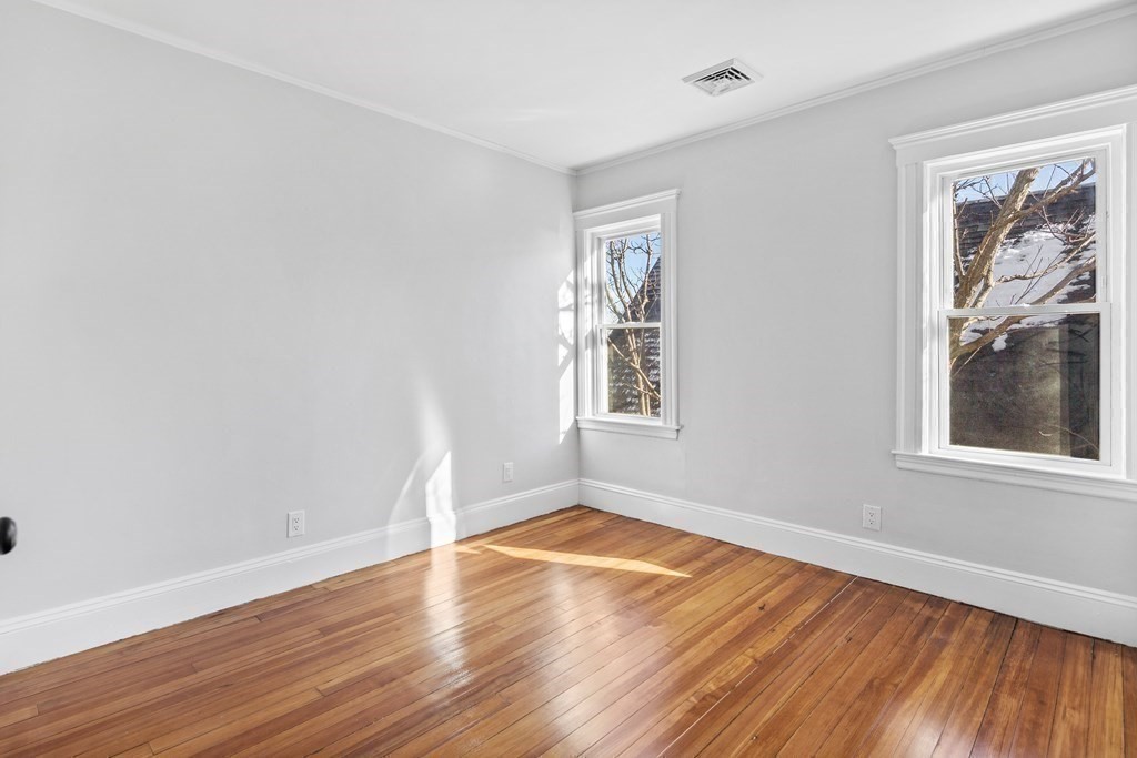 170 Calumet St, Mission Hill