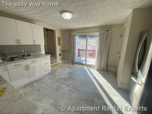 16 Waverly St, Everett