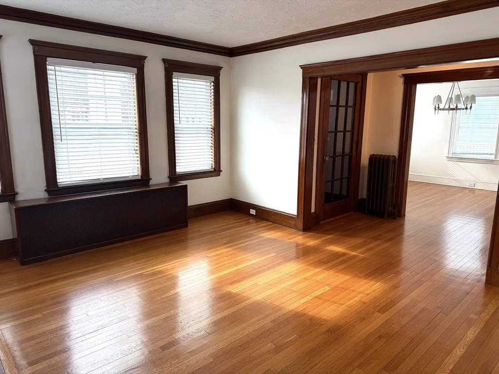 234 Brook Rd, Milton