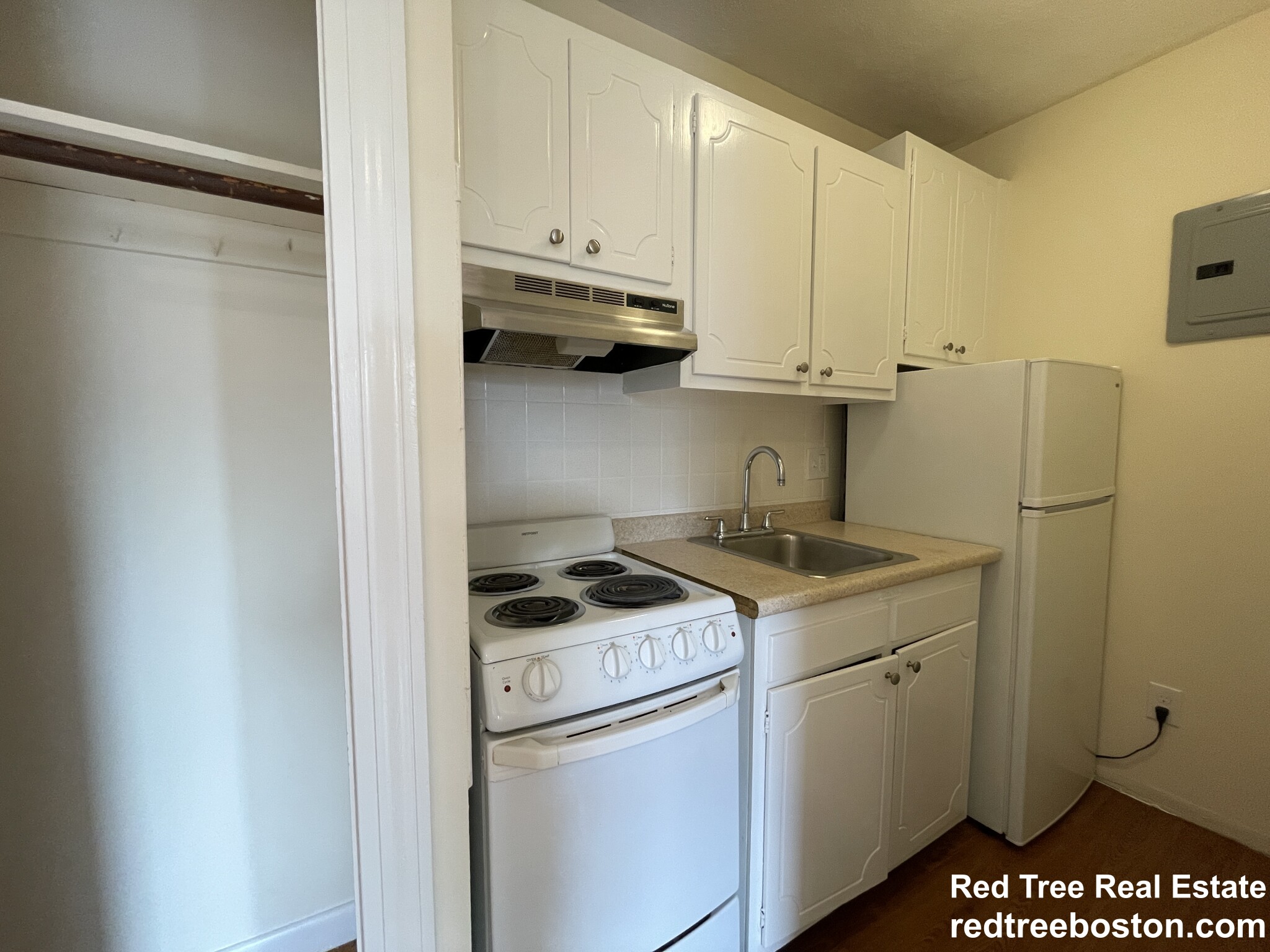 172 North Beacon St, Brighton