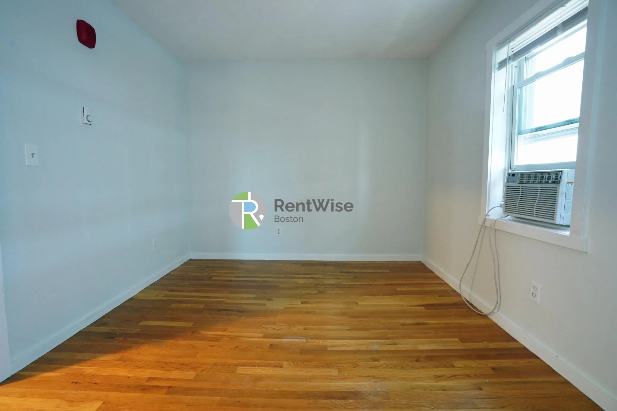 3 Schrepel Pl, South Boston