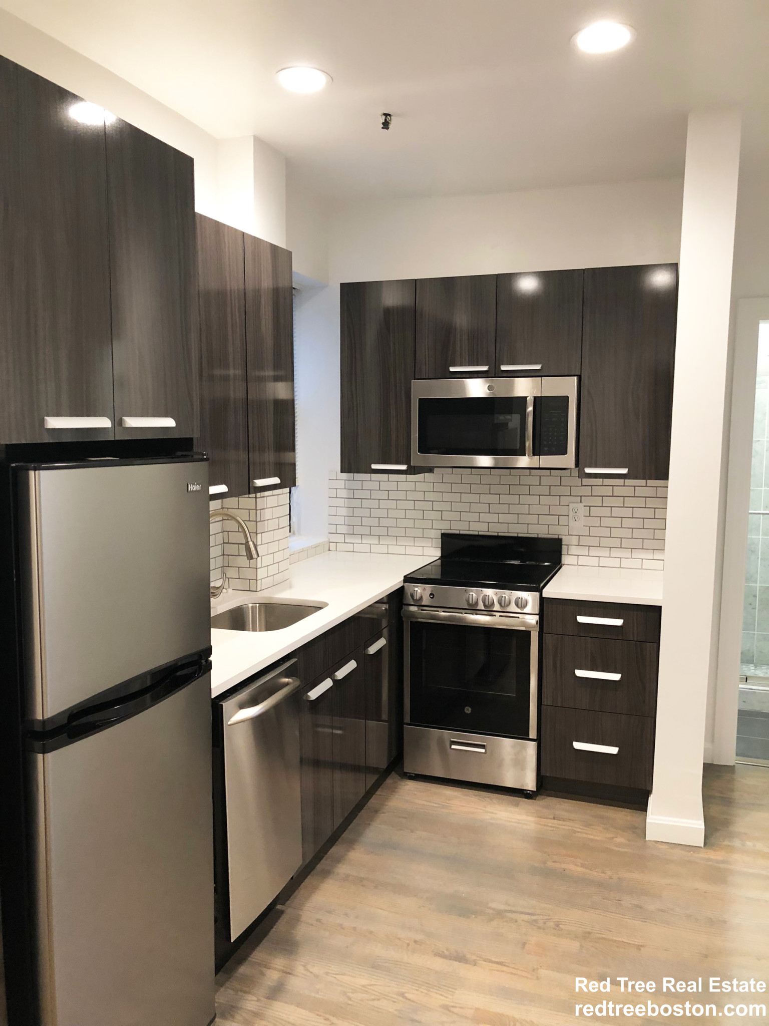 11 Peterborough St, Fenway