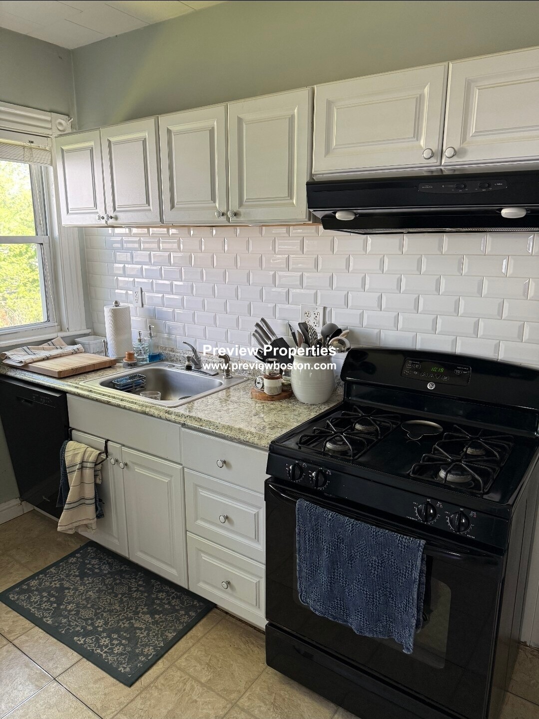 6 Presentation Rd, Oak Square