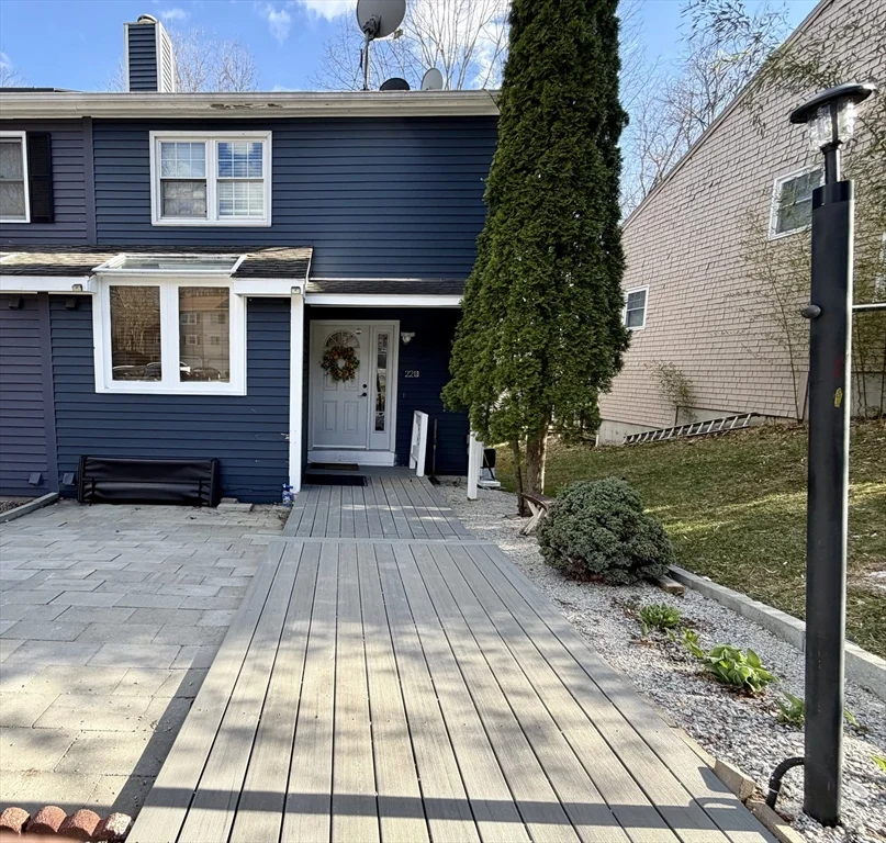 22 Gates Rd, Worcester