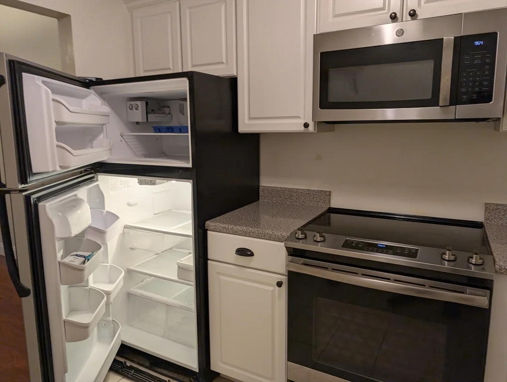 153 Milk St, Westborough