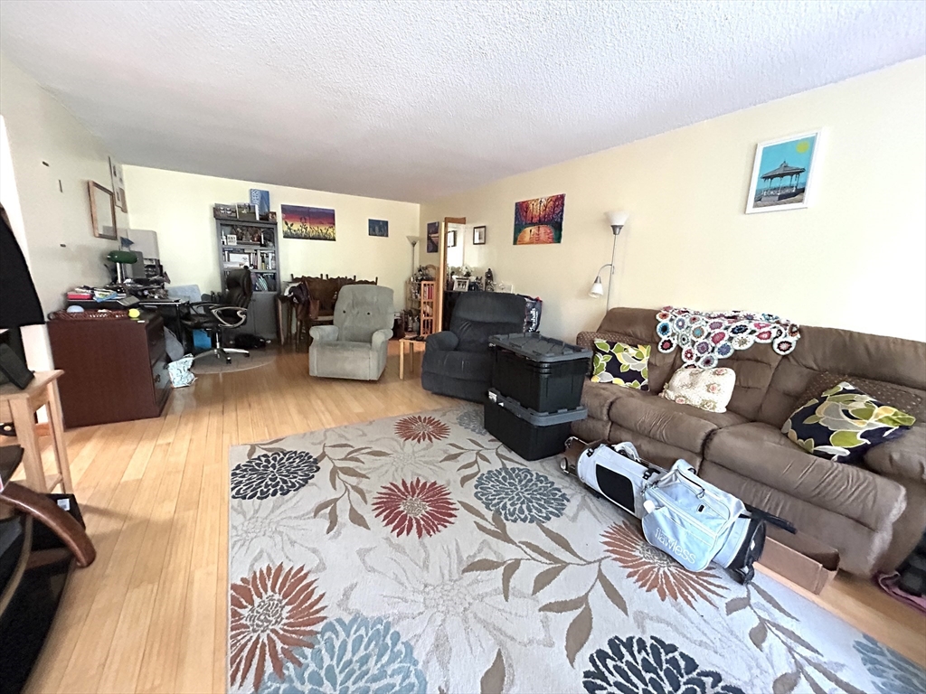 99 Pond Ave, Brookline Village