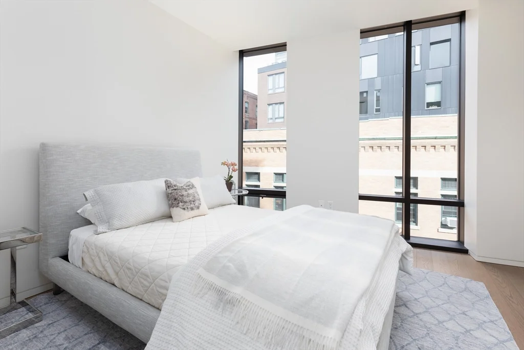 10 Farnsworth, South Boston