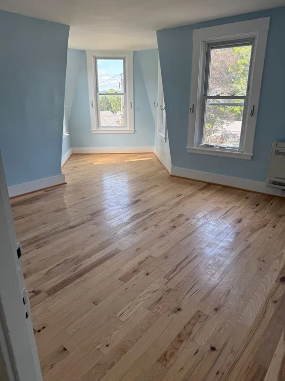 51 Washington St, Ayer