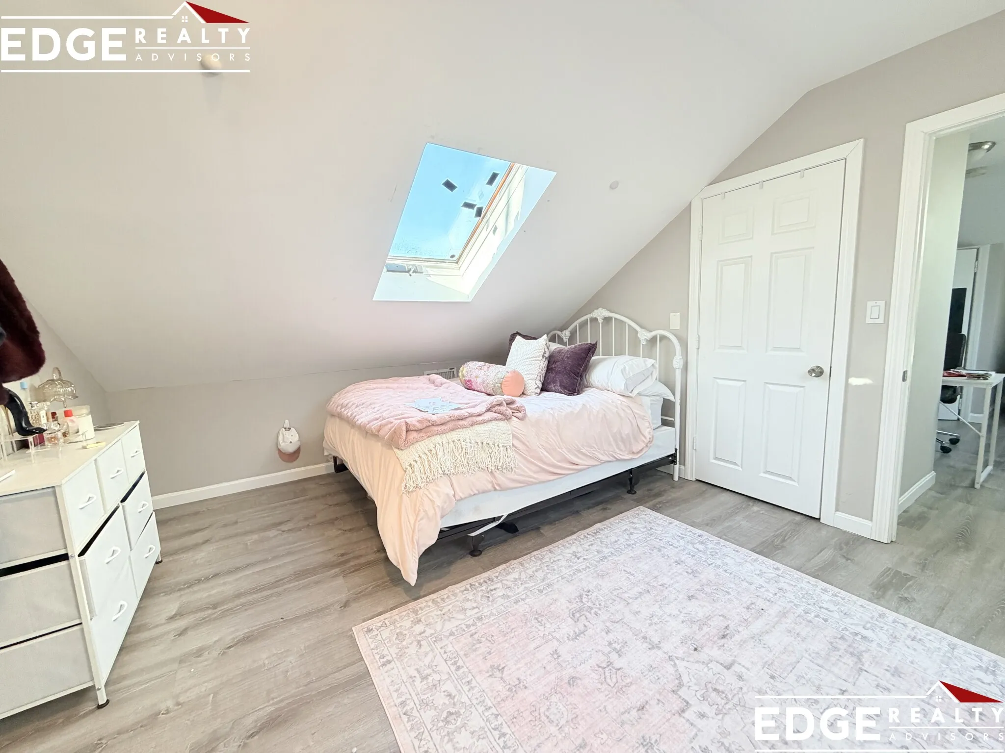 31 Long Ave, Brighton