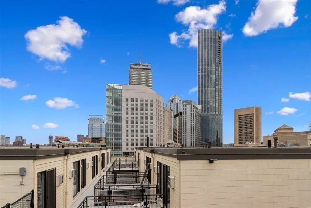 12 Stoneholm St, Fenway