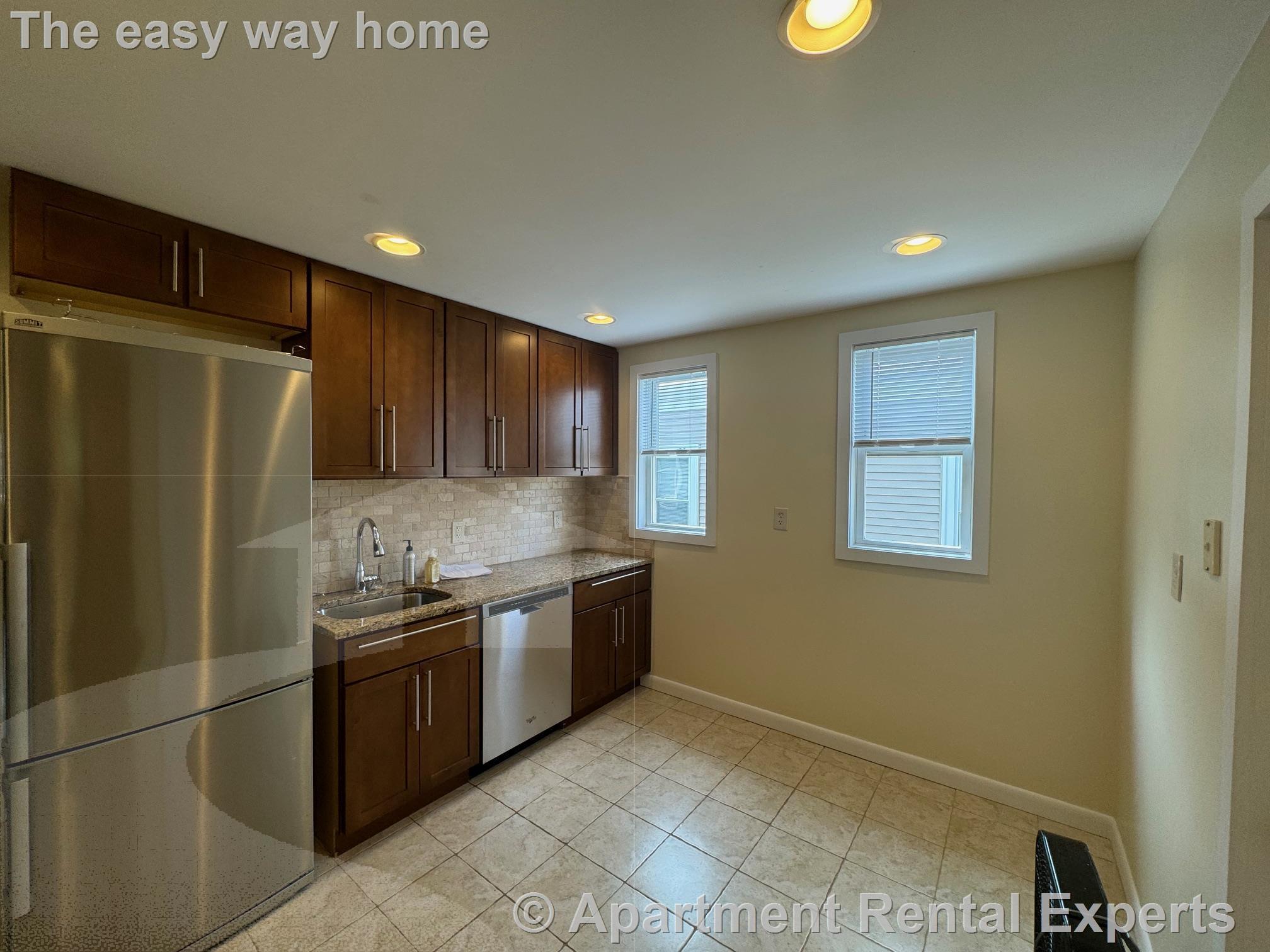 63 Conwell Ave, Tufts