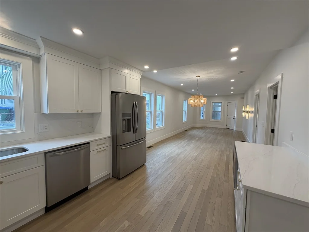 7 Bennett St, Medford