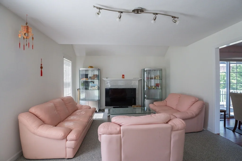 30 Briarcliff Dr, Auburn