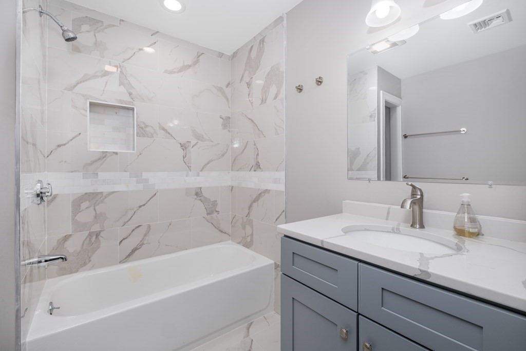 21 Bellevue Ave, Revere