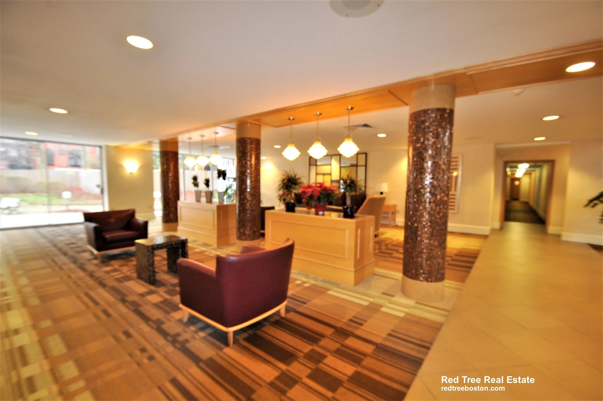 101 Monmouth St, Longwood