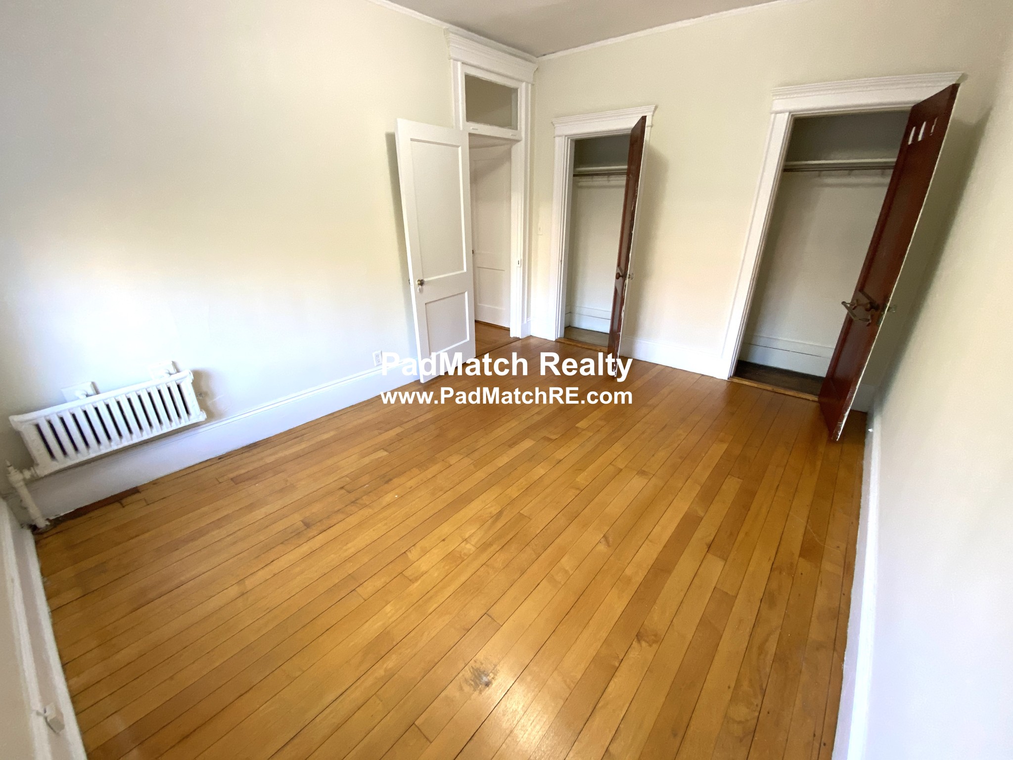 1822 Beacon St, Brookline