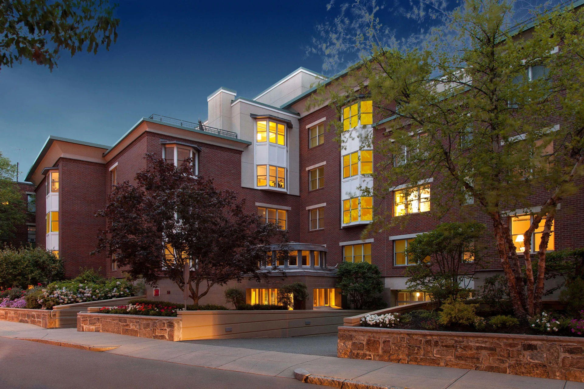 77 Marion St, Coolidge Corner