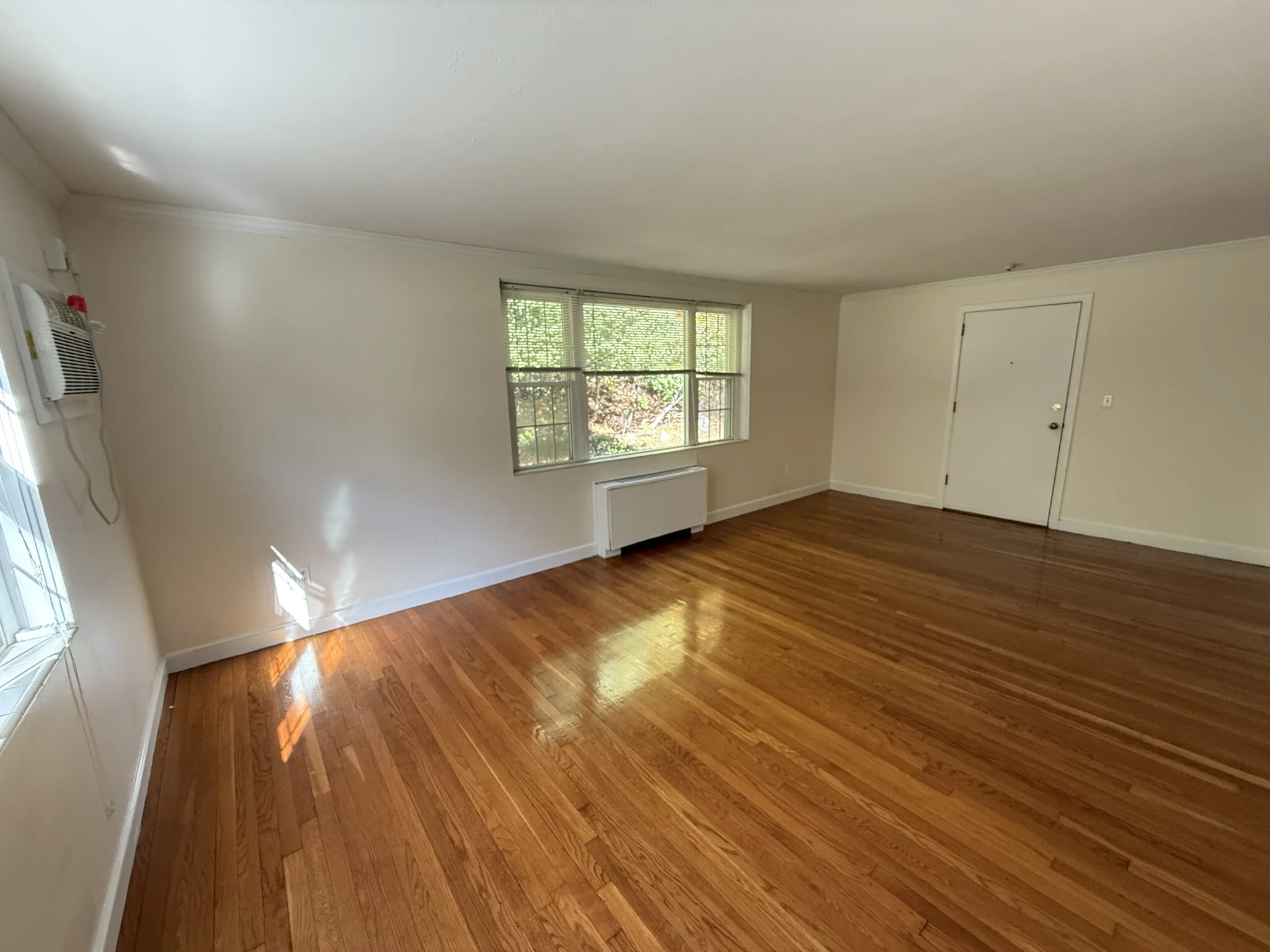 11 Captain Parker Arms, Lexington