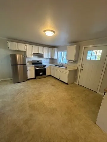 537 King St, Littleton