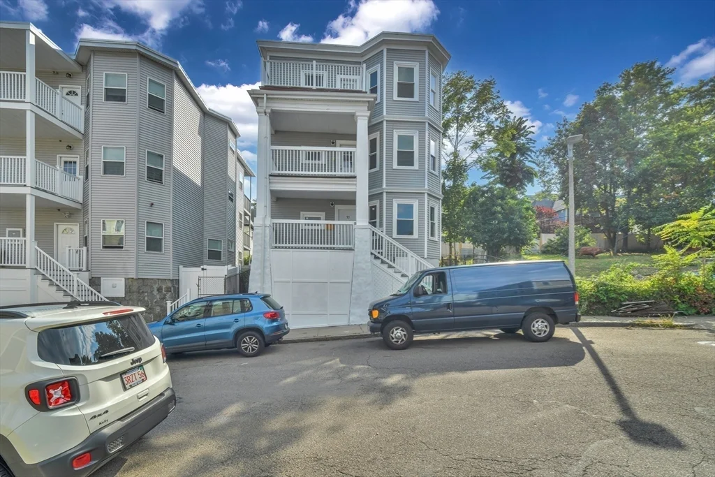 53 Woodford St, Roxbury