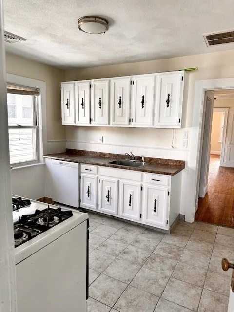 53 Fairfax St, West Somerville