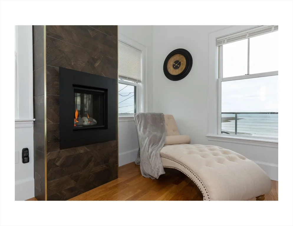 153 Bayside Rd, Quincy