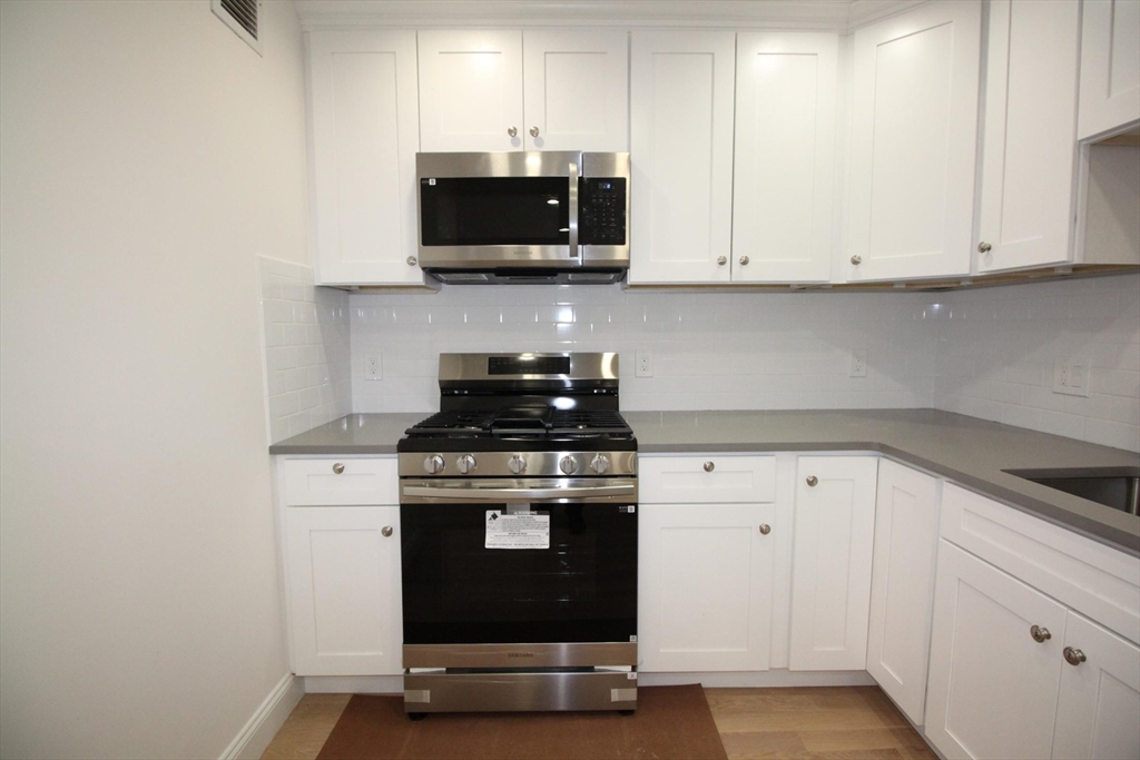 65 East India Row, Waterfront