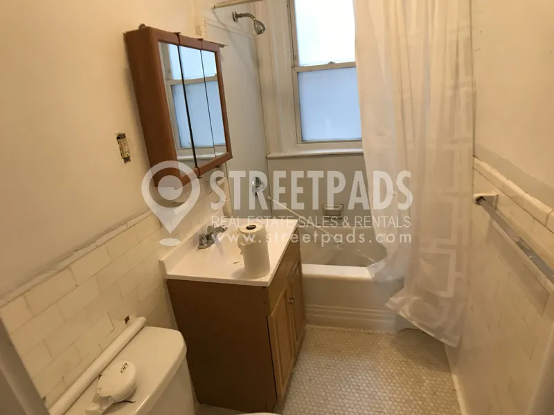 1179 Boylston St, Fenway