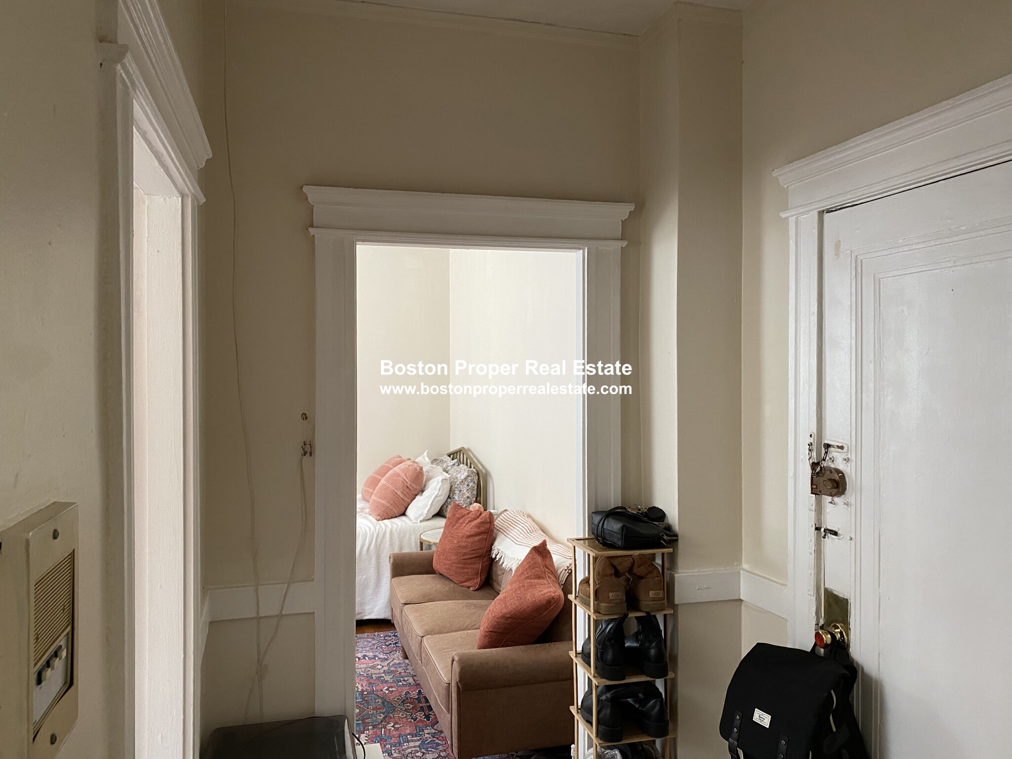 1840 Commonwealth Ave, Brighton