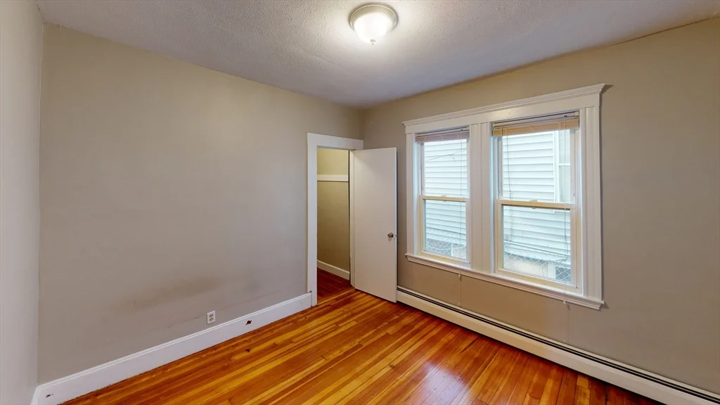 12 Estrella St, Jamaica Plain