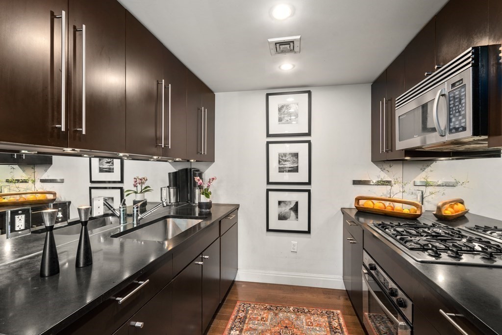 424 Massachusetts Ave, South End