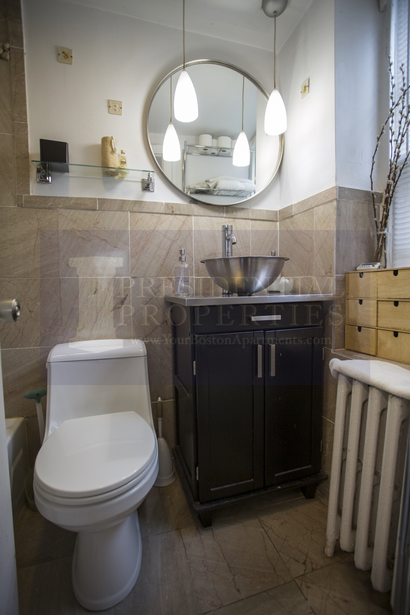 Studio bed, 1 bath apartment for rent at 59 Hancock St Unit 8, Beacon Hill — photo 5 of 13