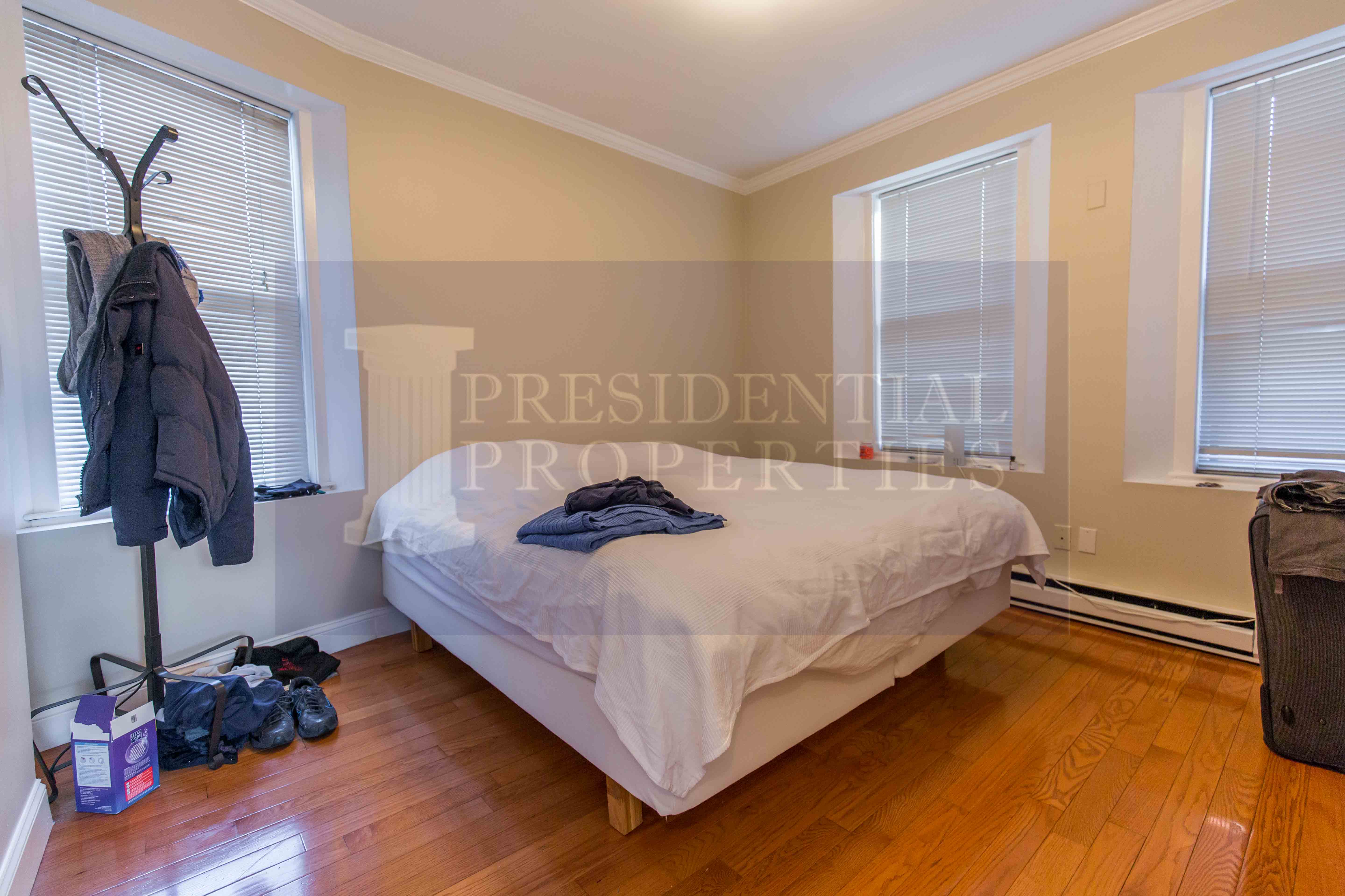 1 bed, 1 bath apartment for rent at 59 Phillips St Unit 7, Beacon Hill — photo 5 of 12