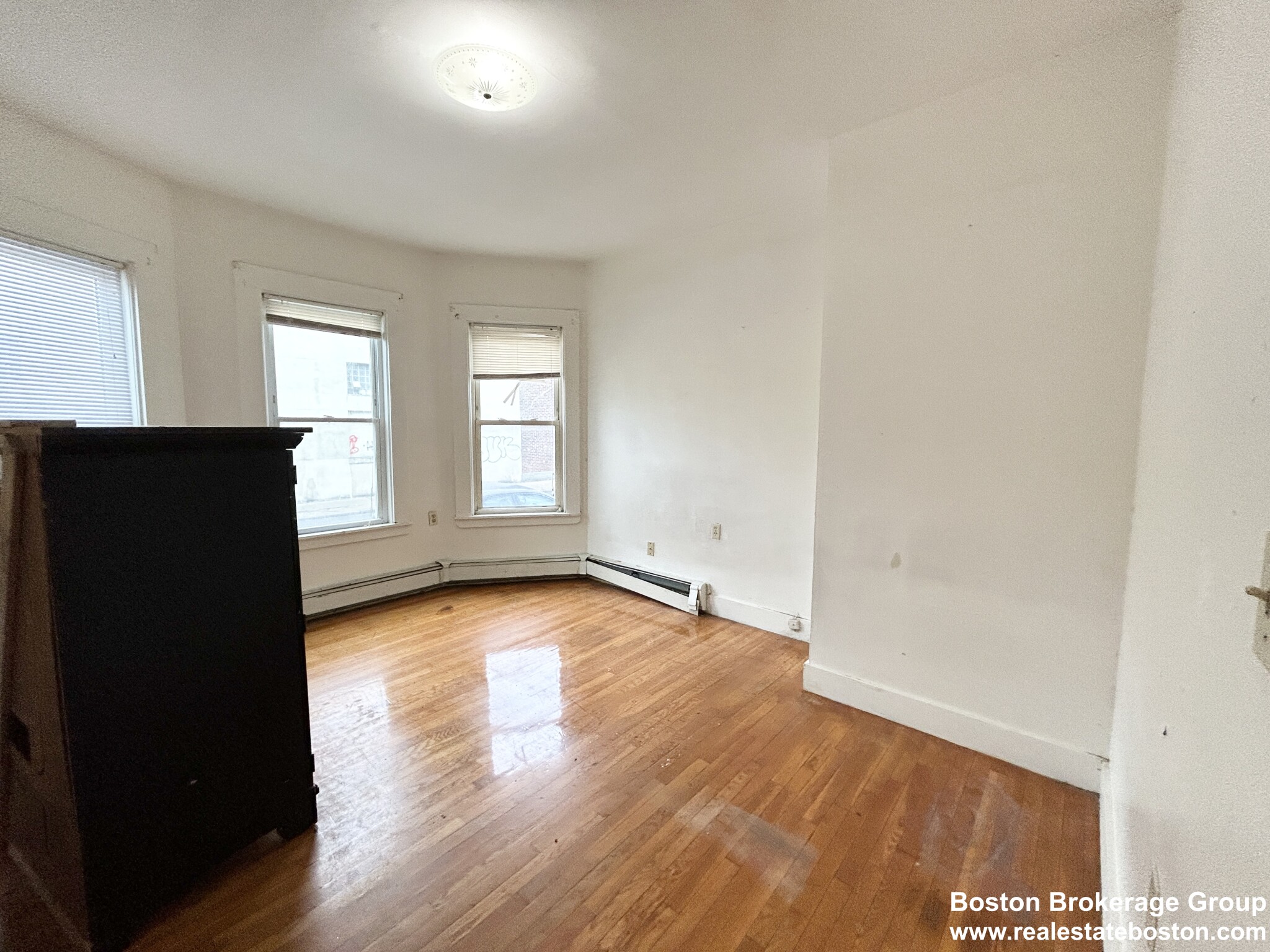 2 bed, 1 bath apartment for rent at 96 Cottage St Unit 1, Dorchester — photo 1 of 3