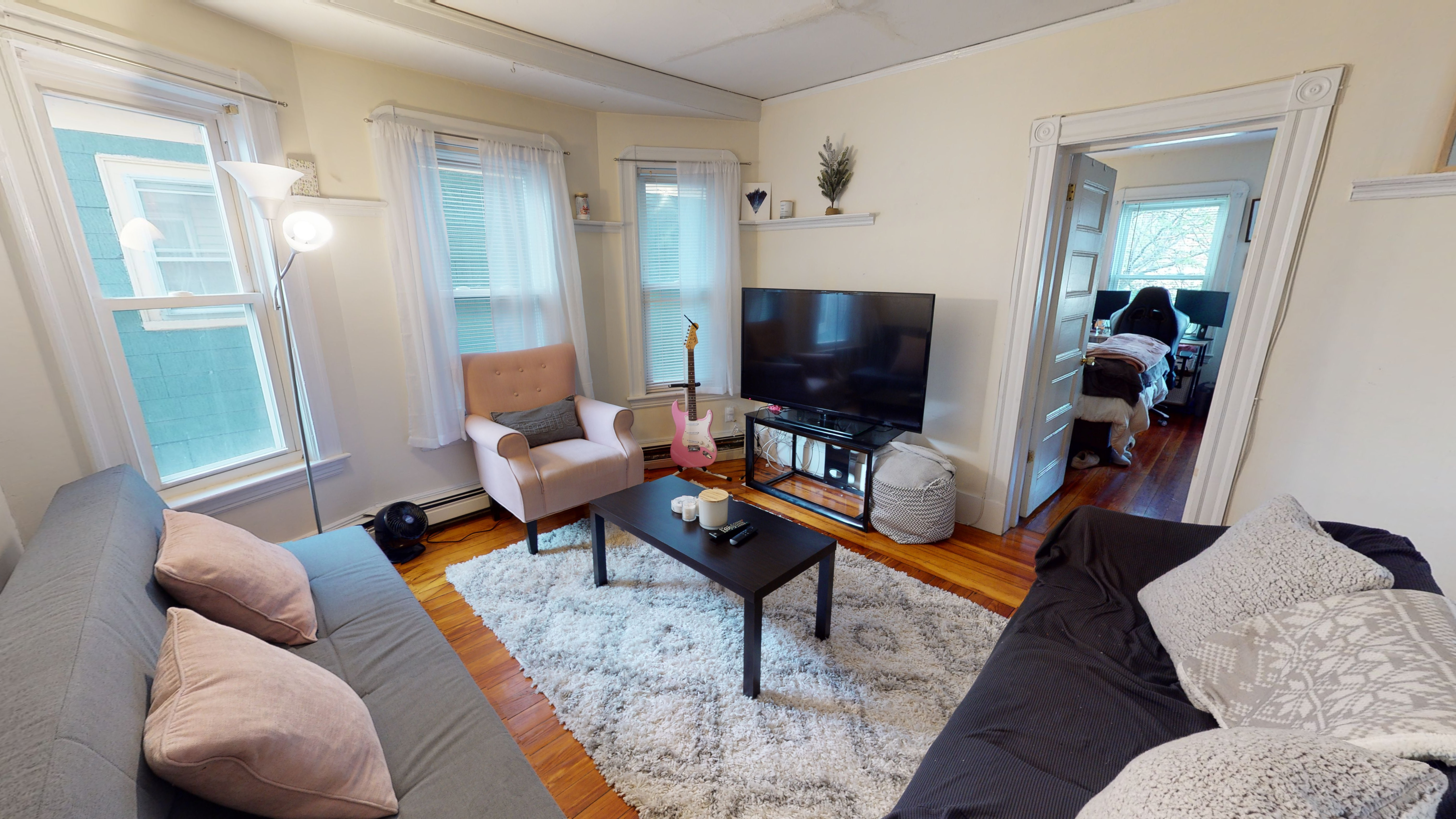 3 bed, 1 bath apartment for rent at 96 Elm St Unit 2, Porter Square — photo 1 of 12